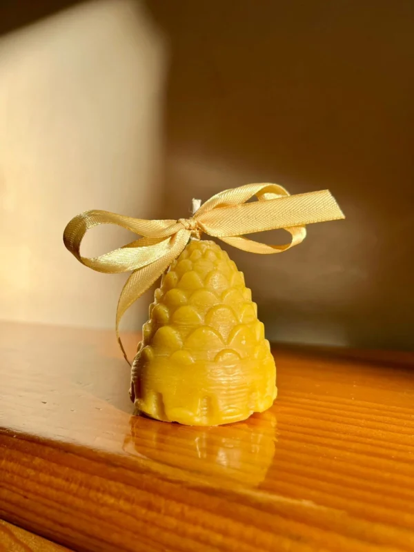 pinecone beeswax candle